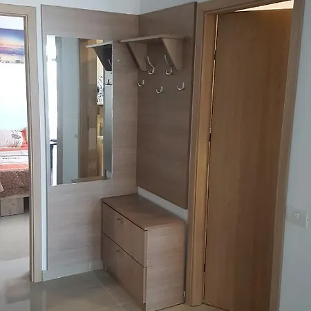 Lägenhet Nearbeach Apartament